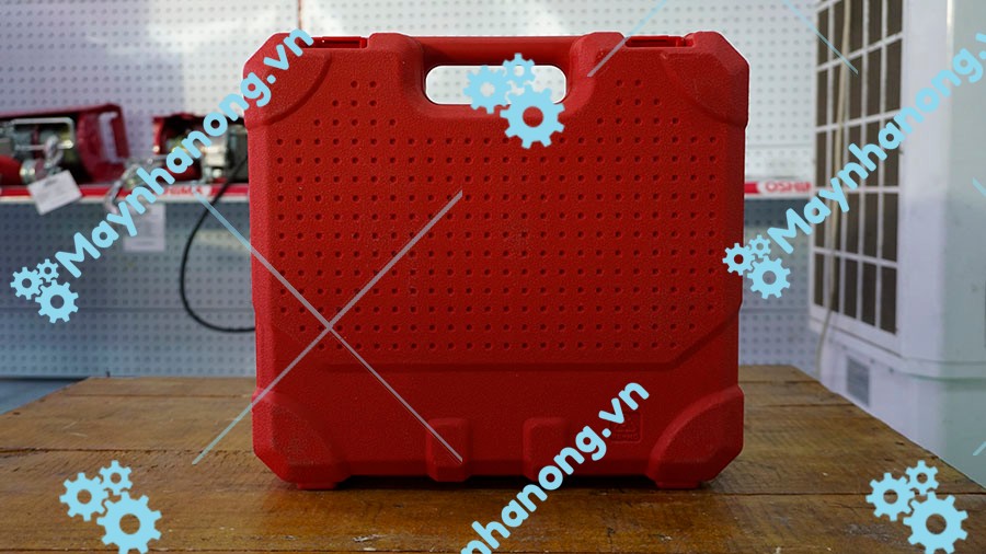 Hộp đựng kiểu vali giúp người dùng dễ dàng mang đi