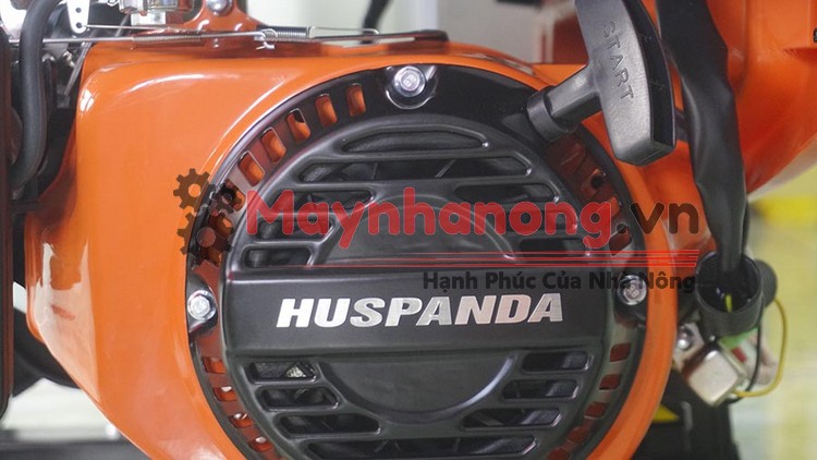 Máy phát điện Huspanda H3600E được trang bị động cơ 6.5HP đề nổ