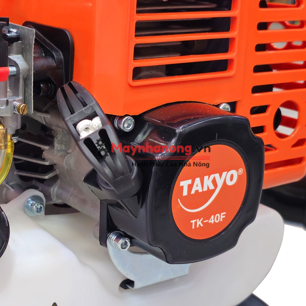 Động cơ của máy thổi lá Takyo TK 40F